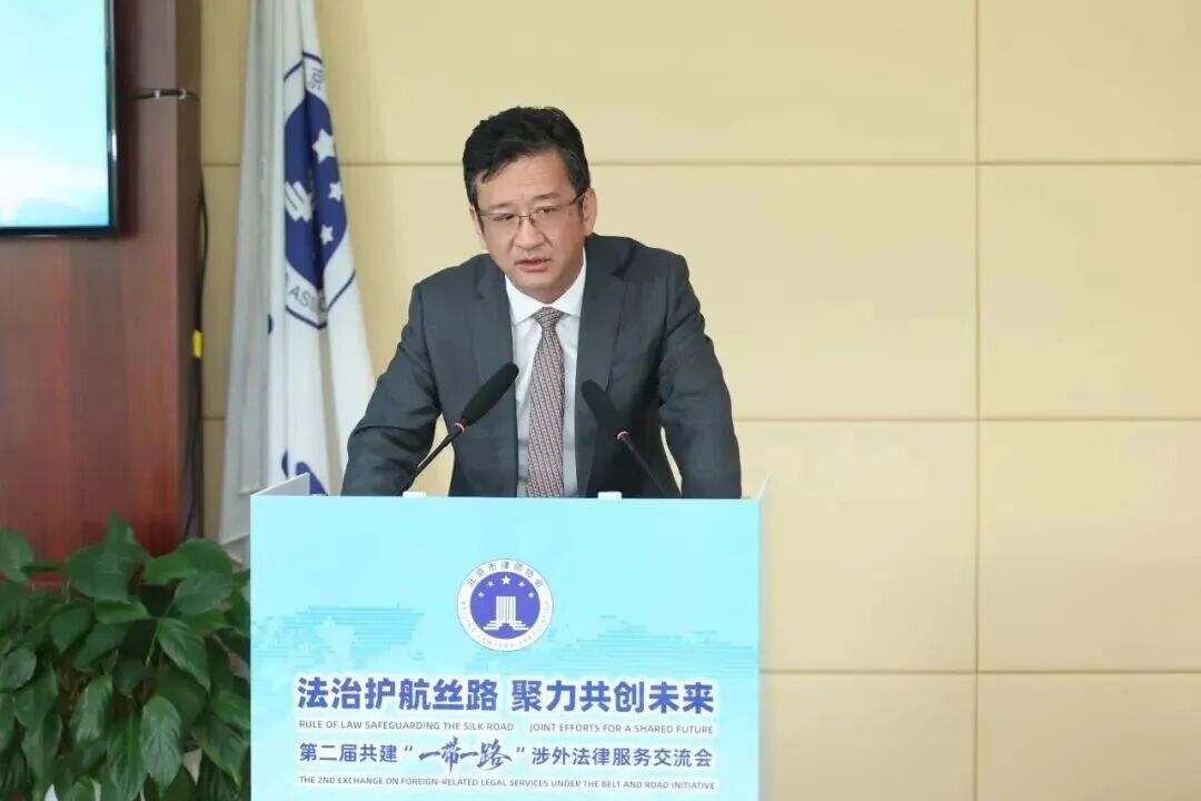 图为北京仲裁委员会/北京国际仲裁院/中国(北京)证券期货仲裁中心主任郭卫致辞