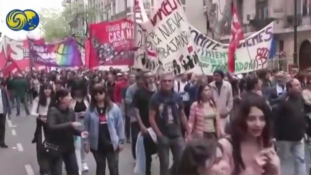 阿根廷超350团体举行全国反政府抗议