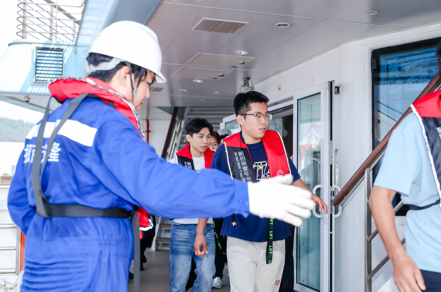 2026年深圳市邮轮碰撞火灾综合应急演练成功举行——以实战演练守护人员生命财产安全与海洋生态环境