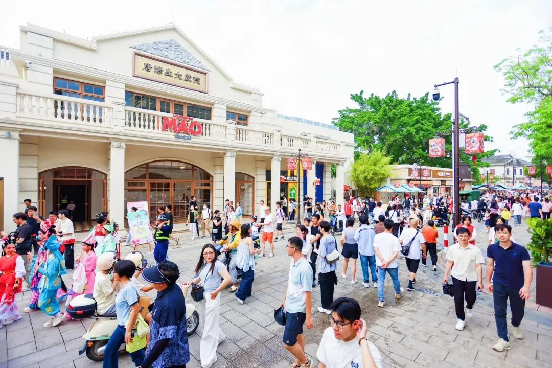 唐涤生大戏院