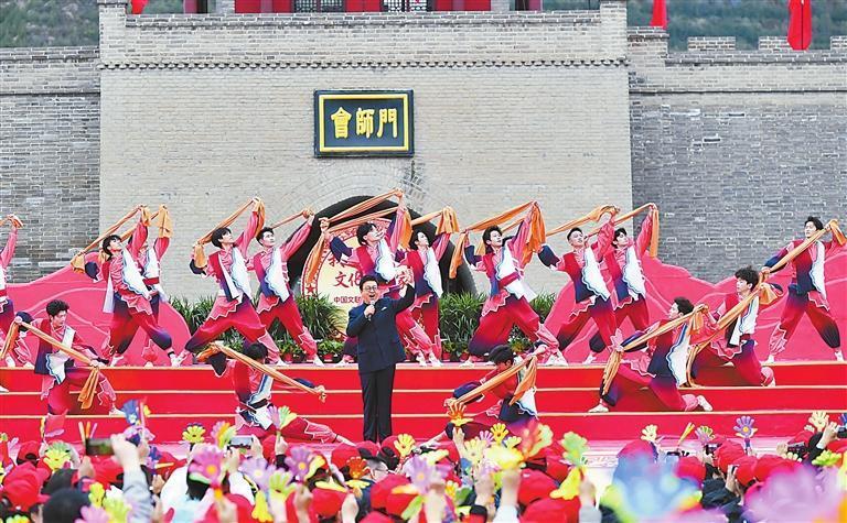 名家献唱