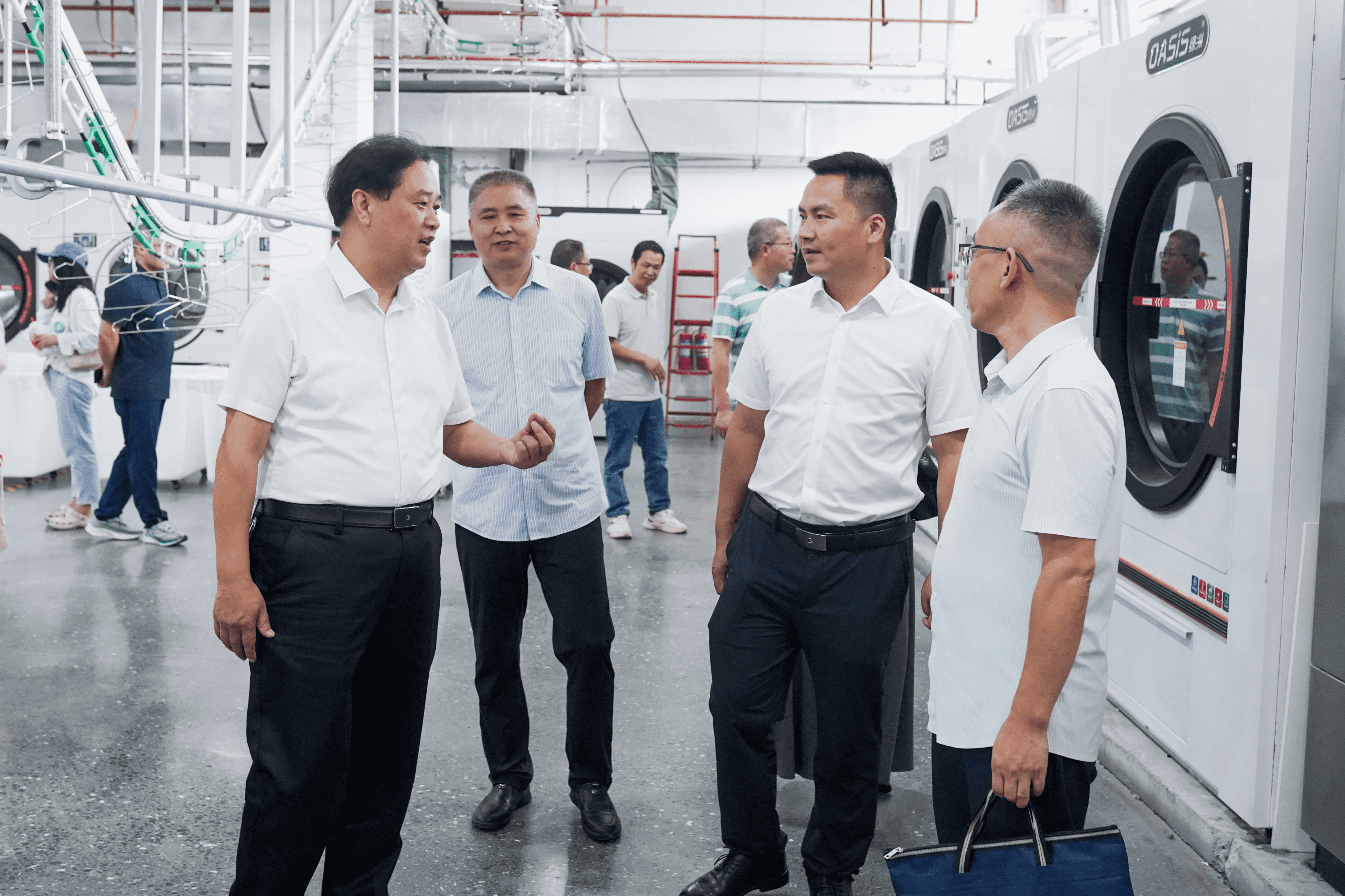 隆回:政协助力“三个大抓” “委员活动日”开展政企汇智协商交流