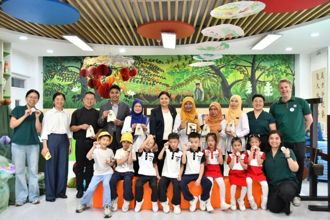 深化中马友好交流 促进两地互学互鉴——济南市高新区奥龙小学迎来马来西亚中小学友好代表团来访
