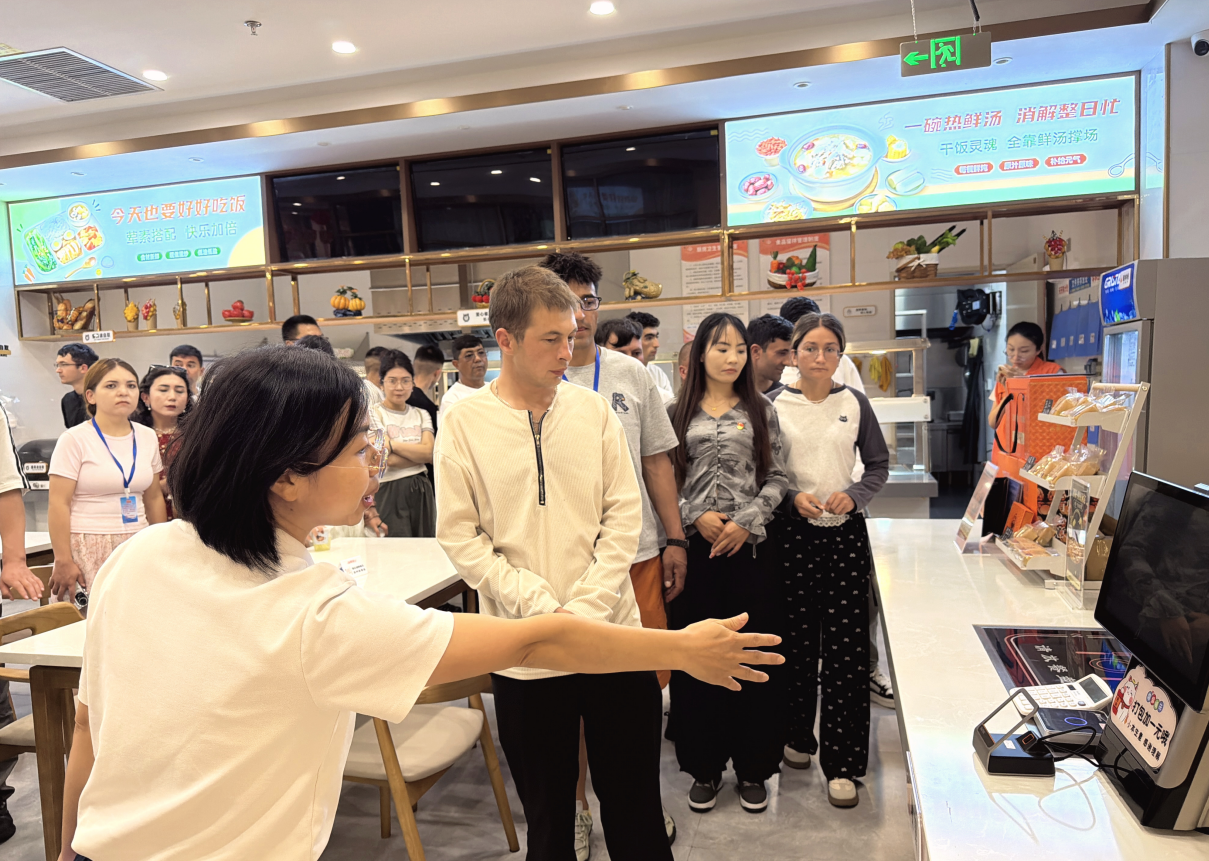 新疆“阿达西”走进西乡流塘——从帕米尔高原到南海之滨,一场基层治理的“山海对话”