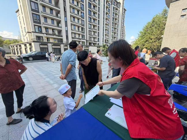 桂香月明&middot;家国同辉——仙枰社区双节同庆广场嘉年华