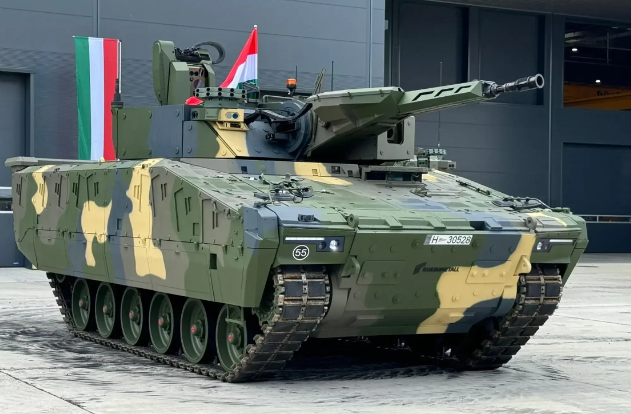 图为匈牙利从德国采购的KF-41重型步兵战车