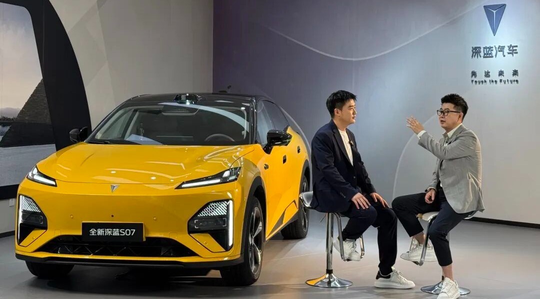 独家对话深蓝CEO姜海荣：大模型上车，车机正在告别“听指令”