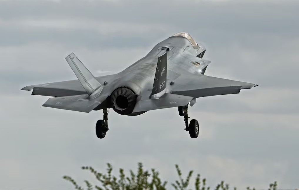 图为意大利海军装备的F-35B战机