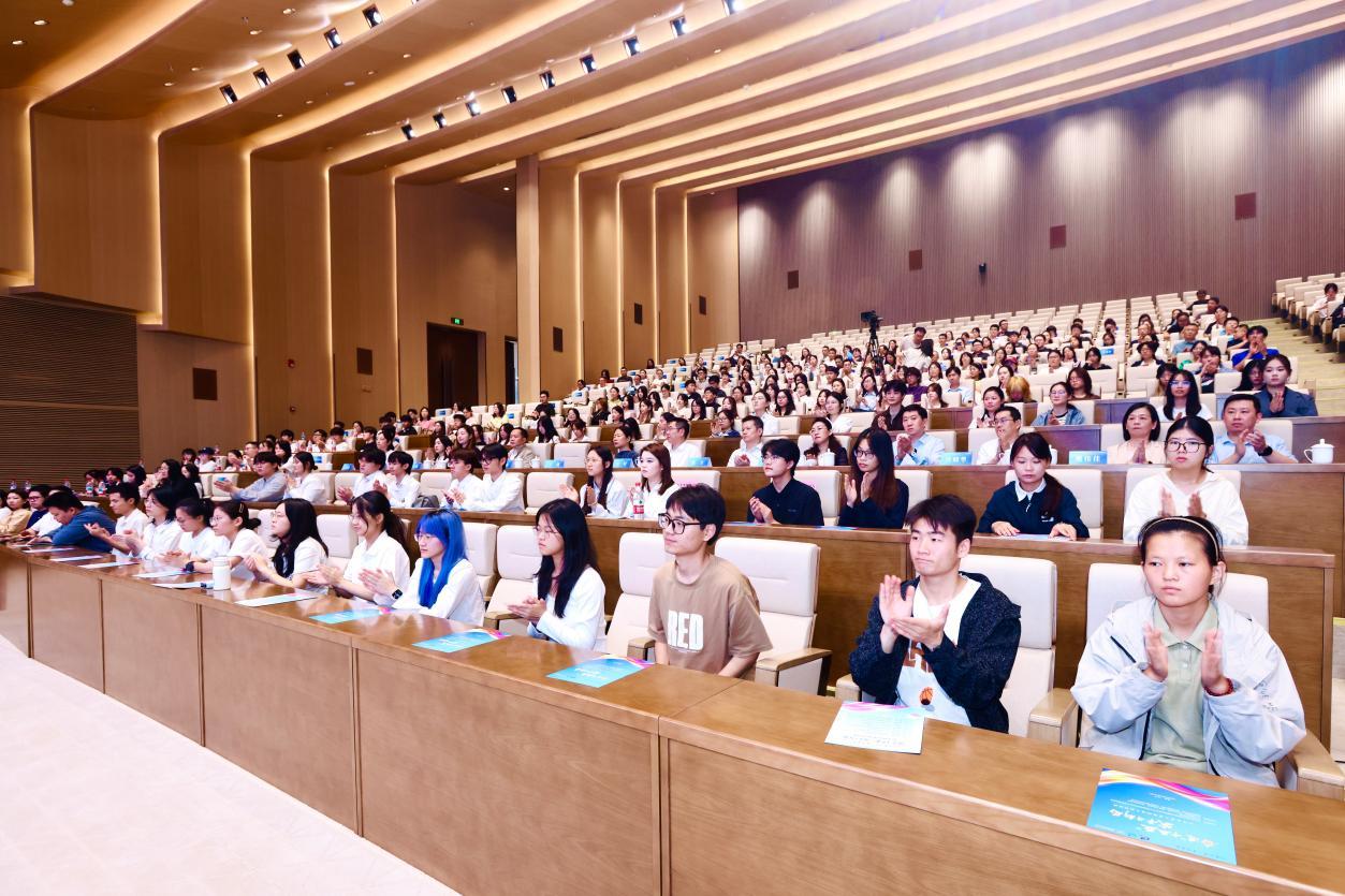 “红喇叭”集结!有理有young传递思想新声
