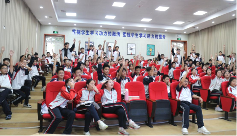 点亮少年科学梦！湖北器械院开展“小材料承载大健康”科普进校园活动