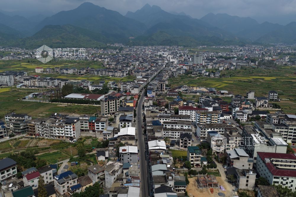 这是2026年9月21日在江西省玉山县樟村镇航拍的一组画面。