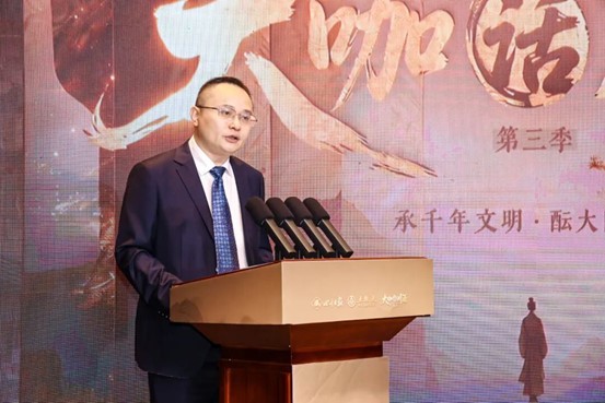 一口活窖,七百余年不息:五粮液何以成为“历史经典产业”