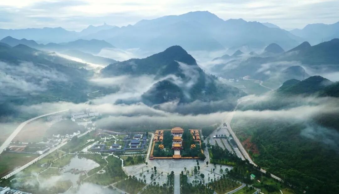 九嶷山舜帝陵。图/李文