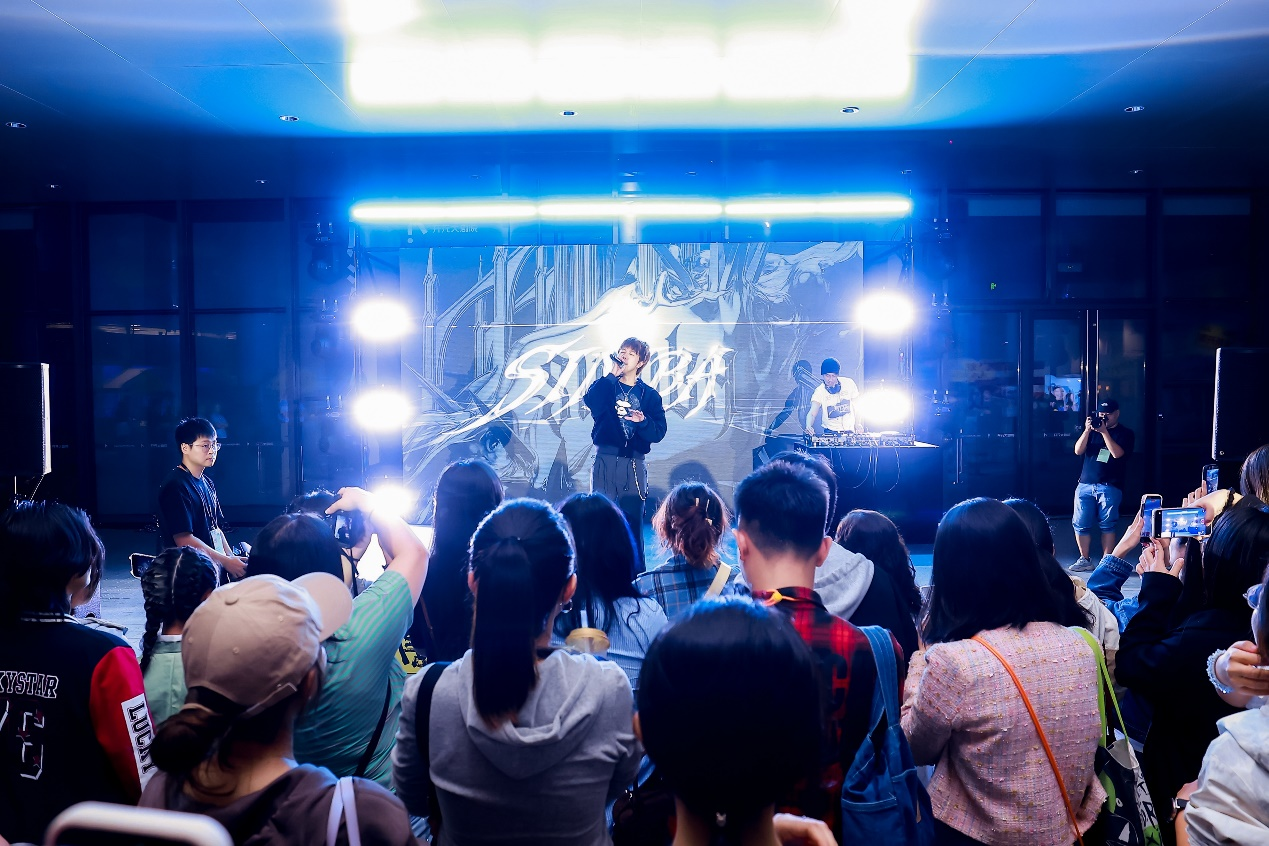 近万人共赴唐诗之约 一场“唐诗”主题假日聚会西安上演