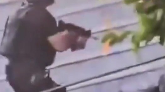 巴基斯坦警察局附近爆发激烈枪战，至少21人死亡