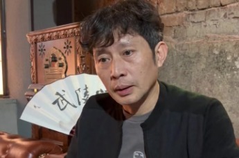 民谣叙心事，佳酒遇知音 唐唯《山中来信》巡演长沙站 琥珀兑青春，自己调与品 听民谣轻吟，品武陵酒琥珀，共赴音乐与酒的浪漫