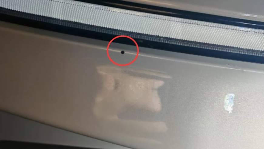 车上莫名其妙出现小圆洞，多地频现！不少人已“中招”，专家提醒
