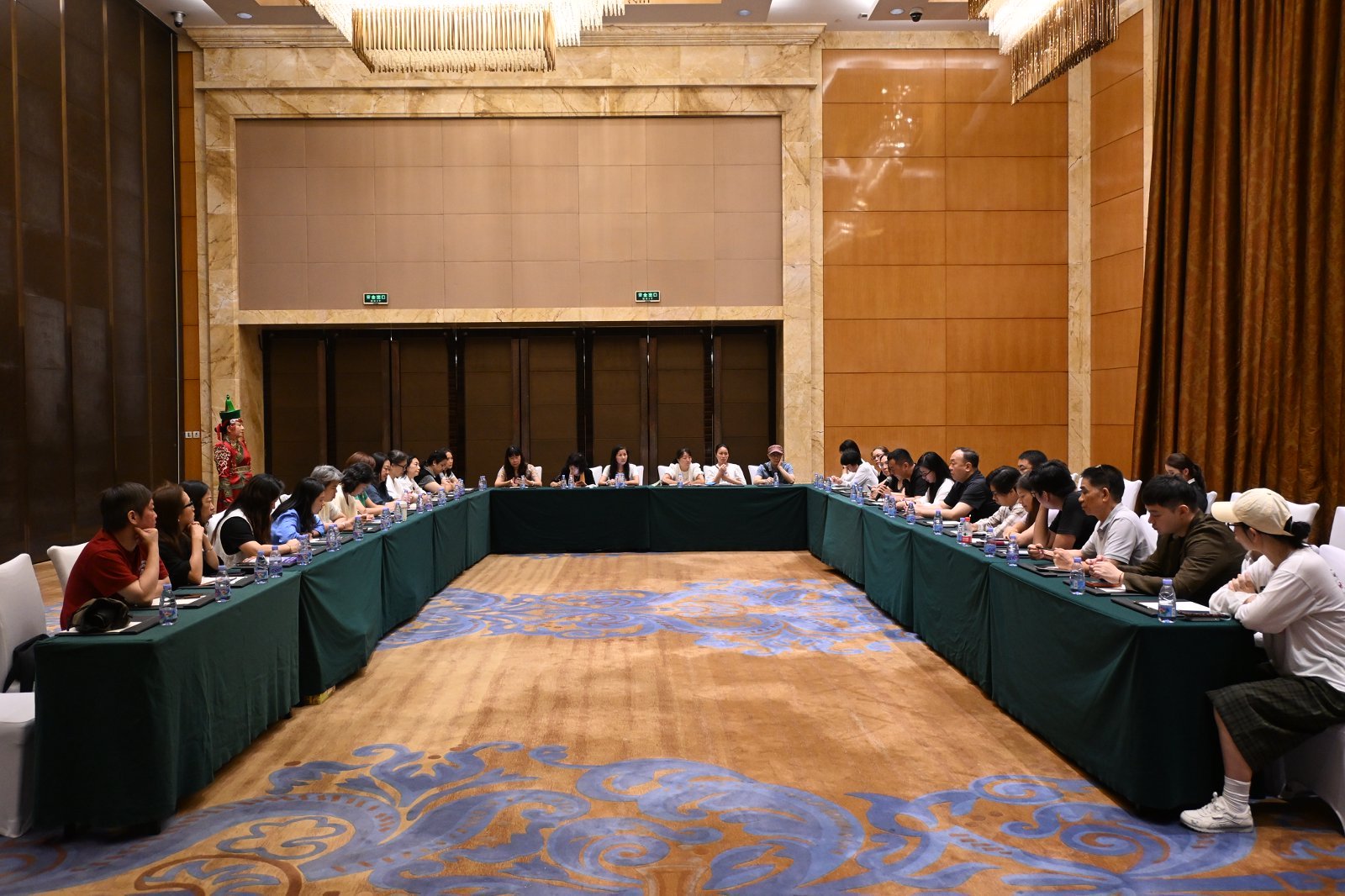图:推介会后双方文旅进行座谈交流会