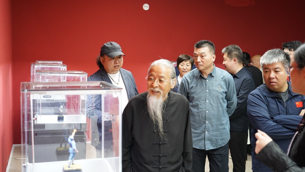 微界&middot;无垠——纪念中国工农红军长征胜利90周年微缩模型活动在河北美术学院顺利开幕