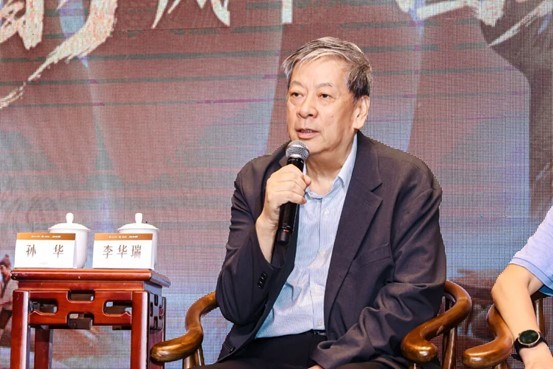 一口活窖,七百余年不息:五粮液何以成为“历史经典产业”