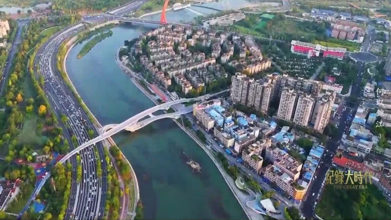 锦江不只是成都的一条河，它更像是这座城市的“成长轴”