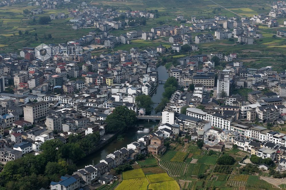这是2026年9月21日在江西省玉山县樟村镇航拍的一组画面。