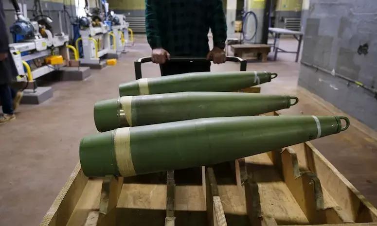 (疑似巴基斯坦生产的炮弹,可见弹带工艺实在不敢恭维)