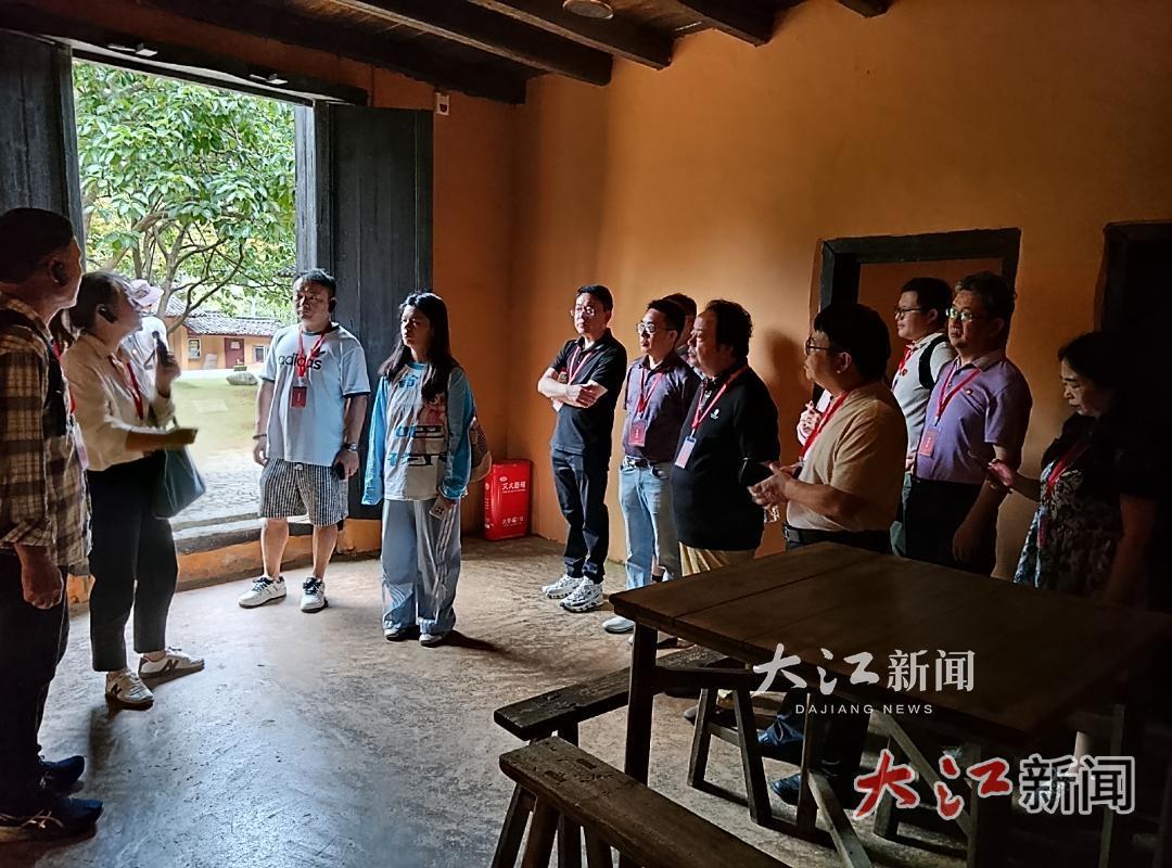 萍乡文艺群英红脉溯源 扎根热土淬炼精品