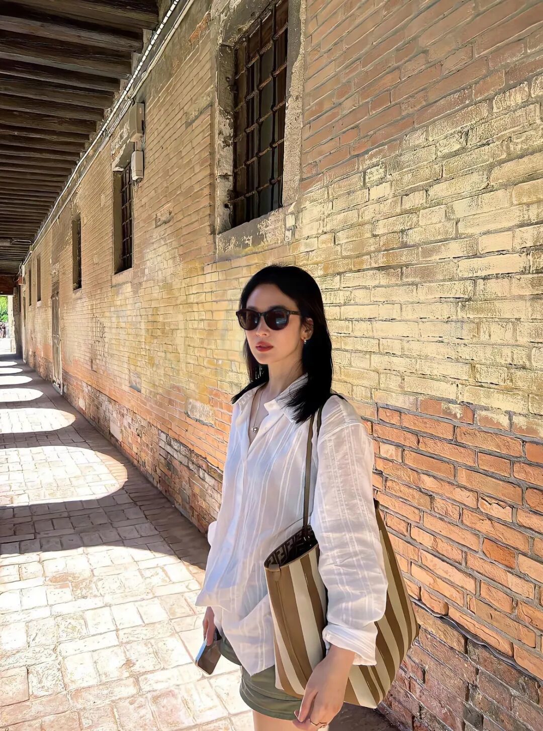 国庆穿搭我已准备好!附行李箱清单 国庆穿搭我已准备好!附行李箱清单