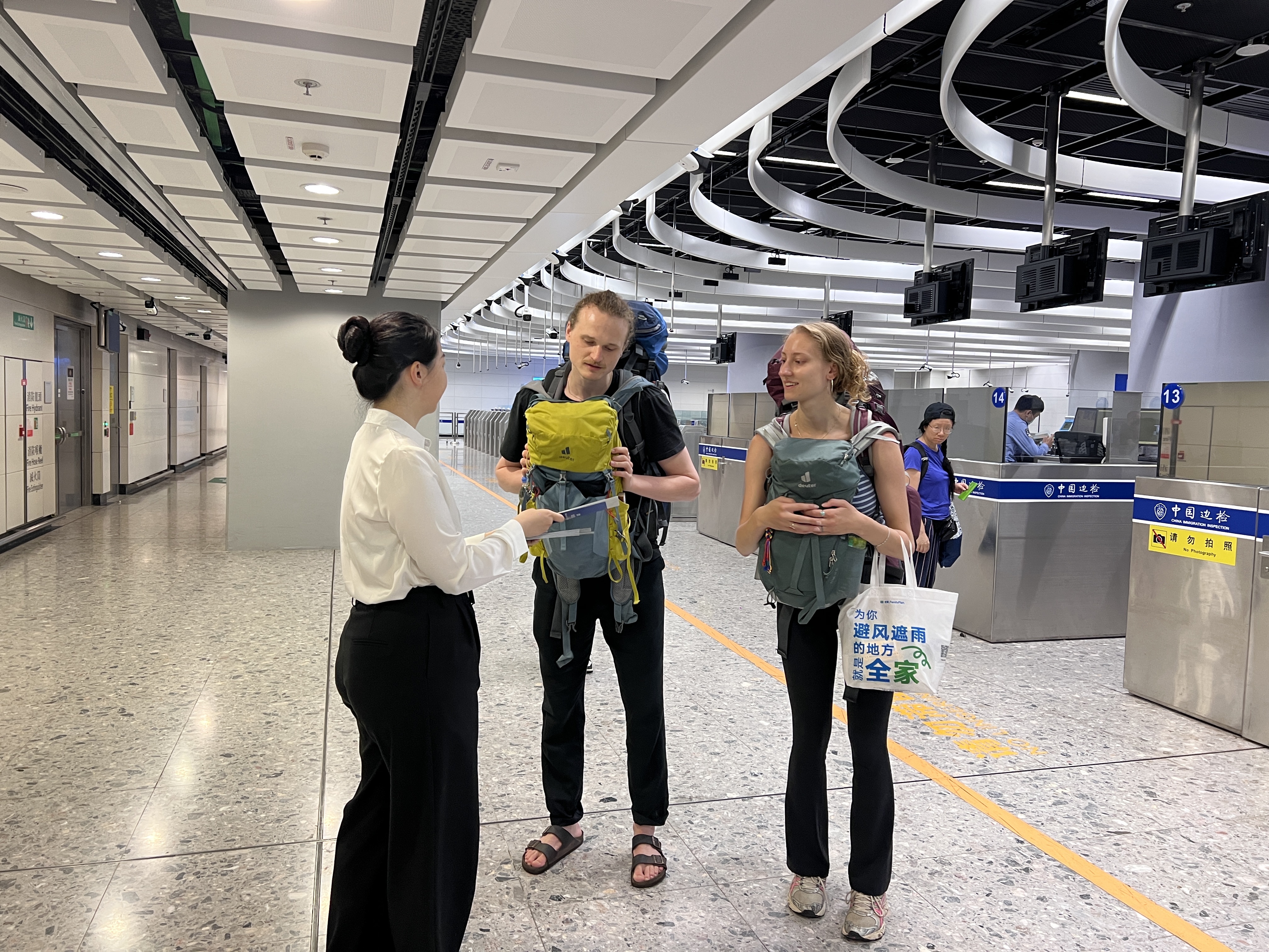 八载焕新!西九龙口岸累计服务旅客超 1.2 亿人次 畅联深港通世界