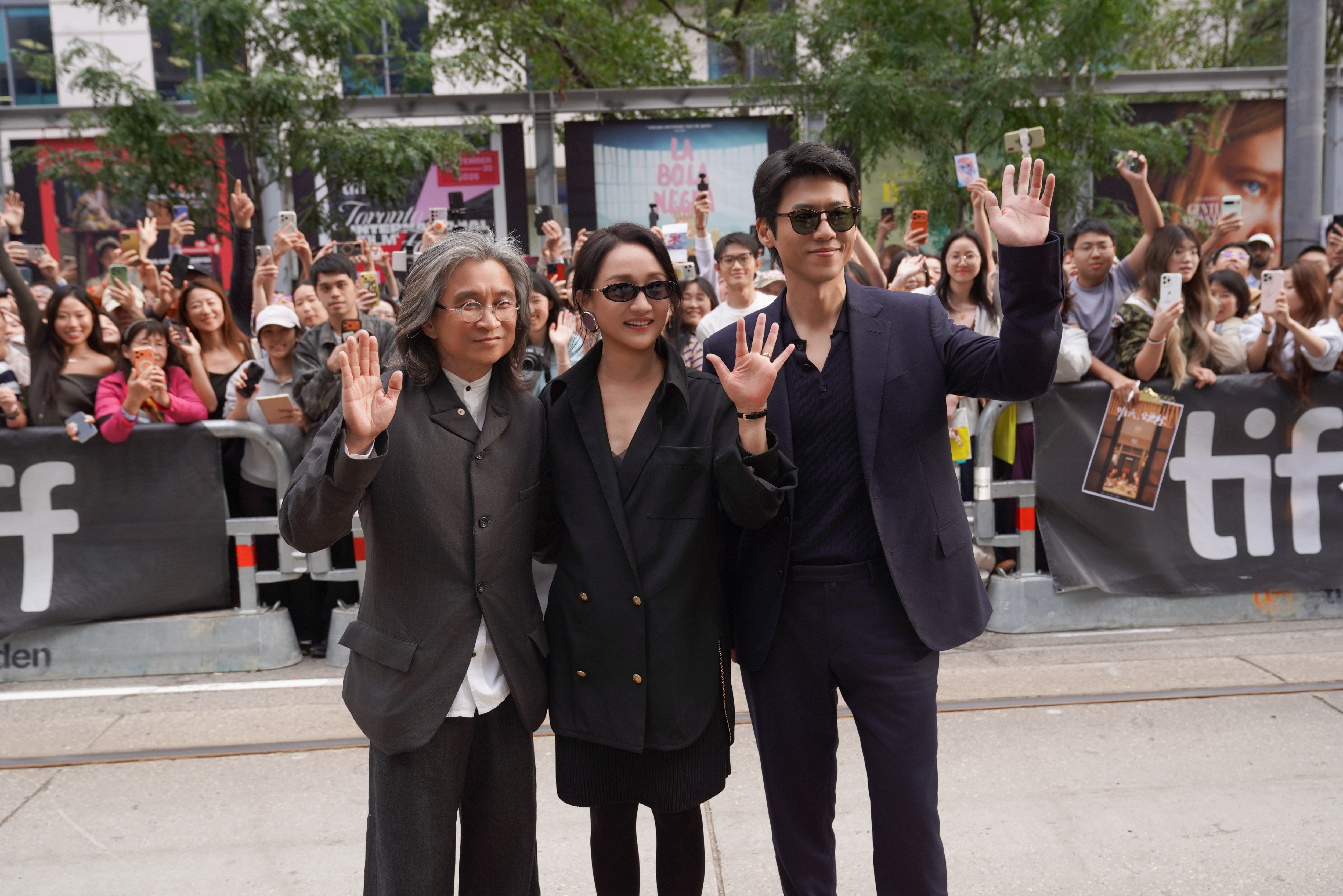 陈可辛回归现实题材,新作《明天,会更好》多伦多首映反响强烈