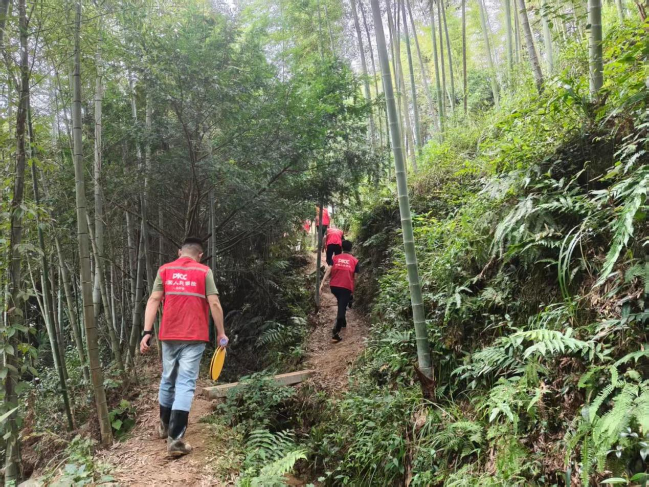 风雨中的“人保速度”:泥石流后50万赔款19分钟到位