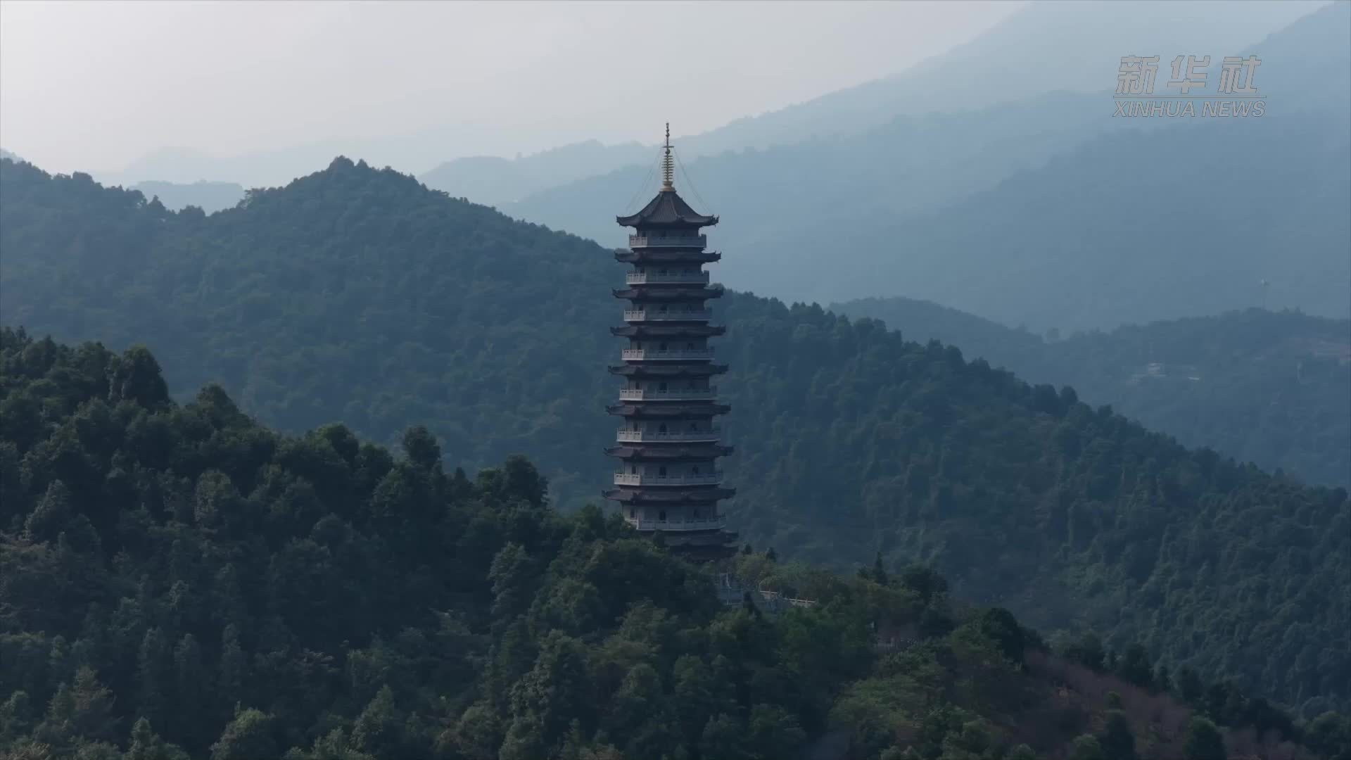 第十四届环鄱阳湖国际自行车大赛开赛