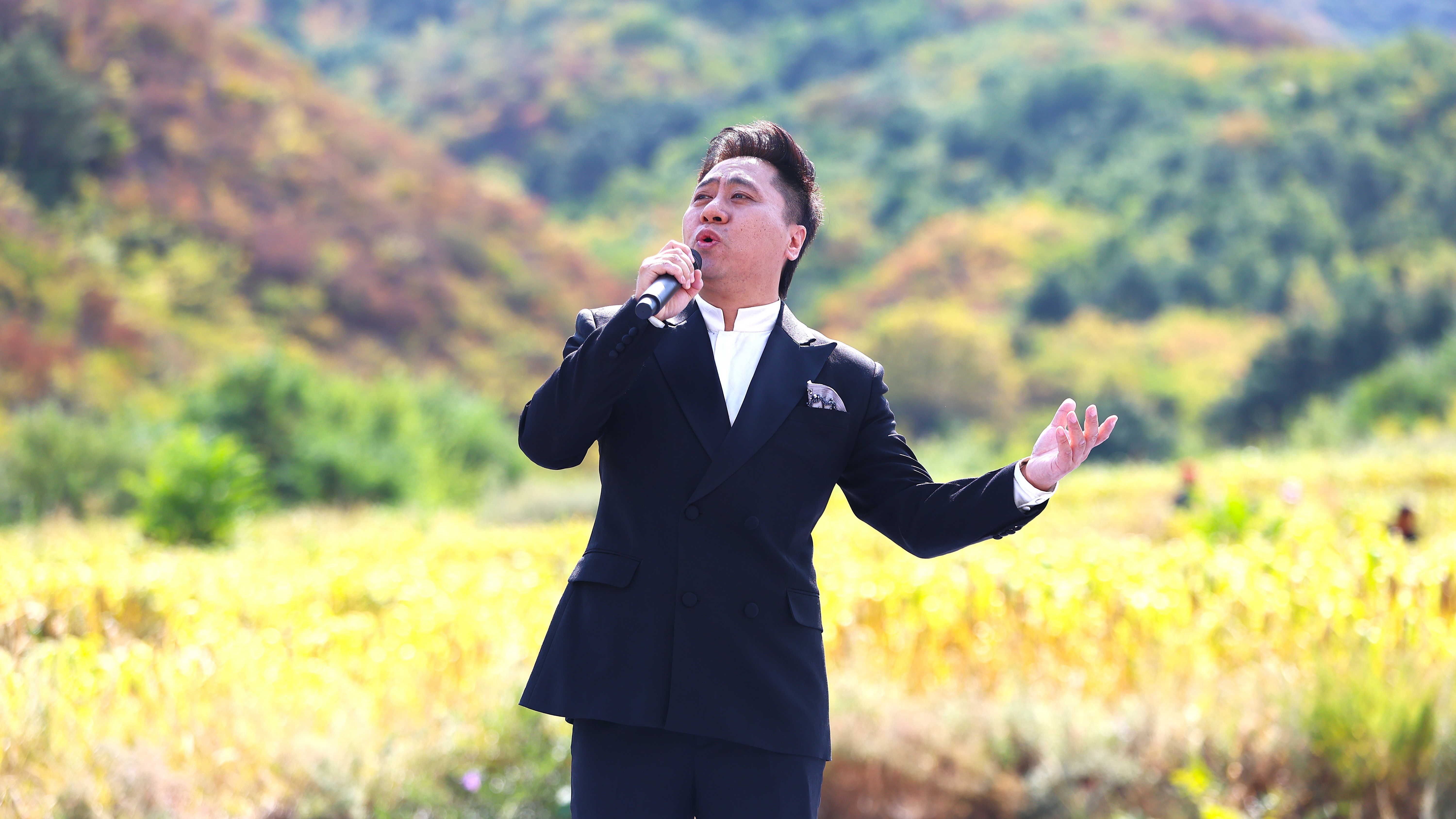 朝阳建平“小米粒”乡村音乐会唱响丰收赞歌
