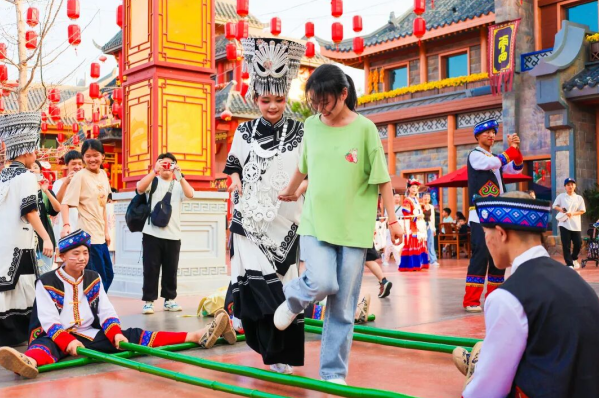 鹰潭推出“龙虎天下绝·逍遥庆双节”系列文旅活动迎中秋