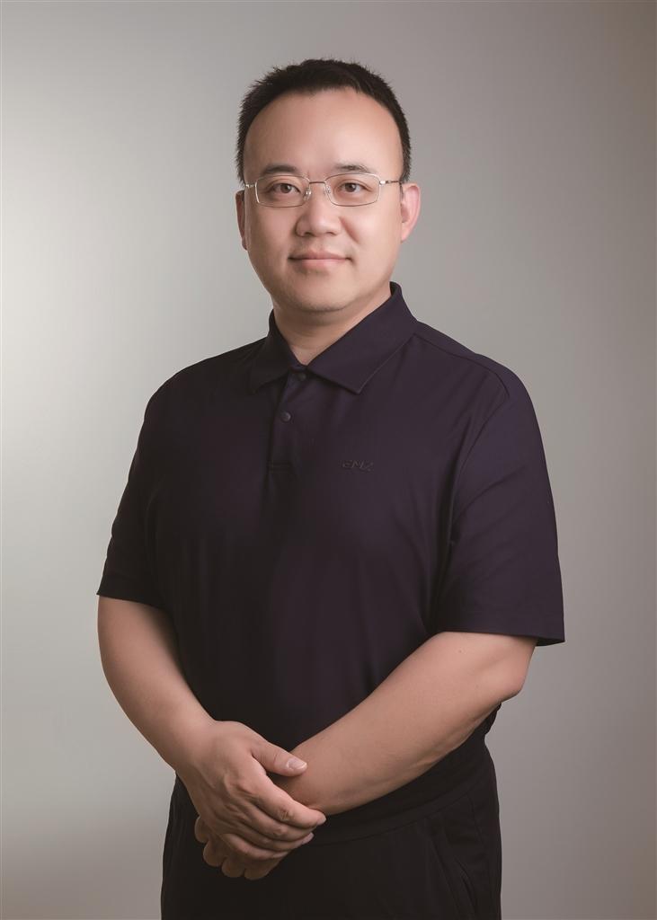 邓育轩