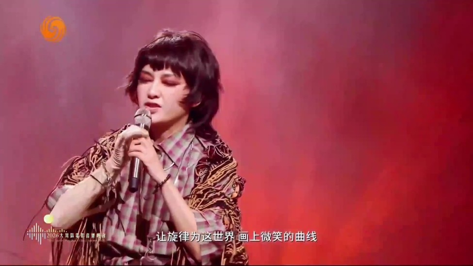 范晓萱带来热辣舞台《管他什么音乐》 听了忍不住随之摇摆