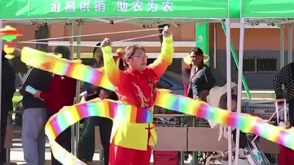 情暖中秋睦邻里　金川区龙云里社区开展中秋文明集市暨第三届邻里节活动