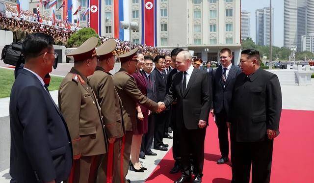 金正恩收到访俄邀请，两国关系再升级，东北亚格局要生变？