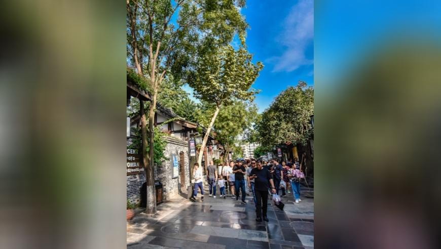 年轻人在成都“躺平”，是怎样的体验？