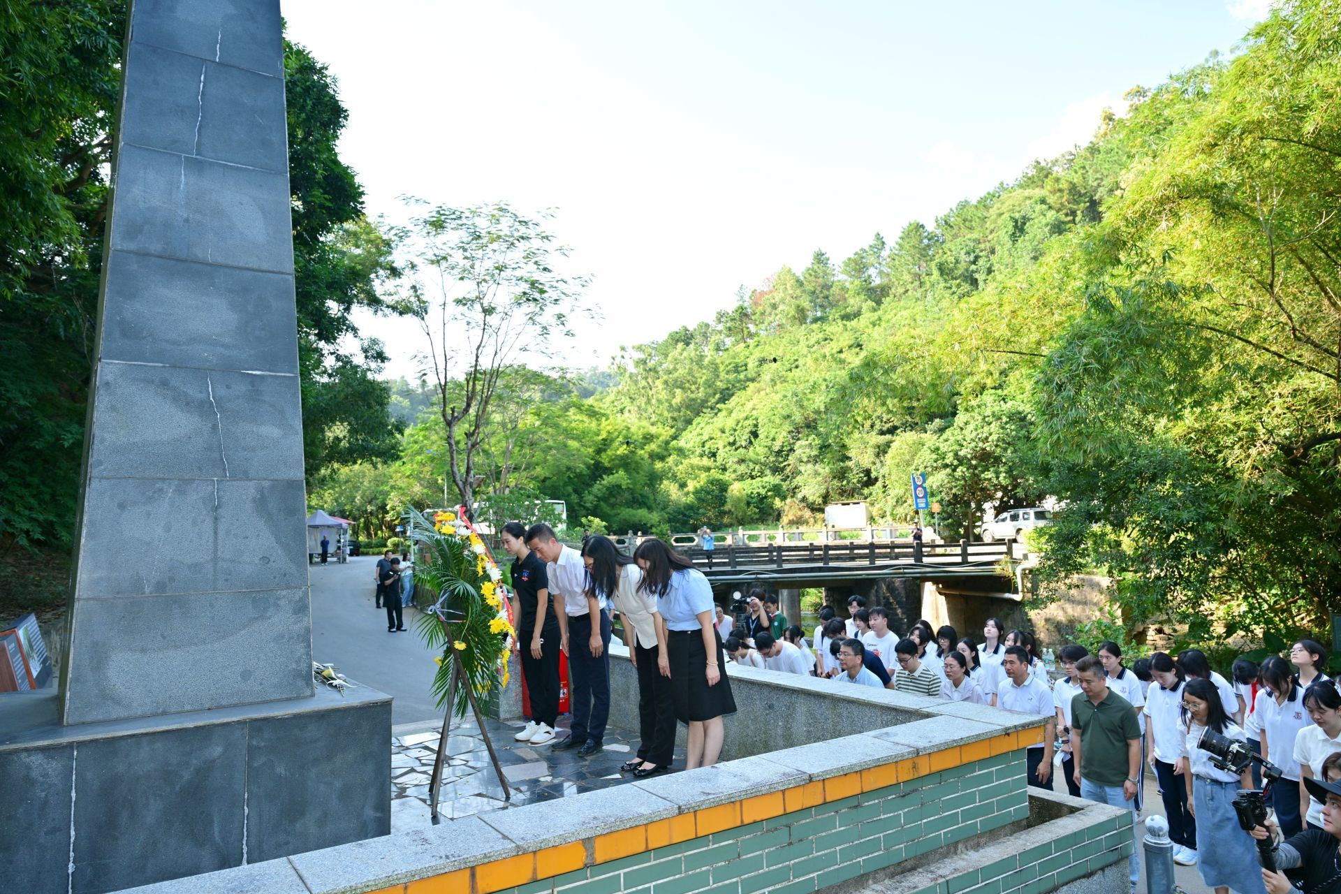 五桂山下百人走读 “香山思政Walk”竹林课堂首次开讲