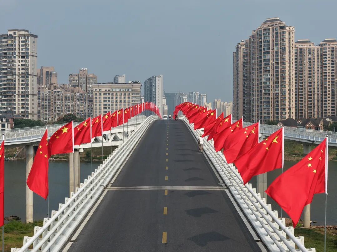 苏小六 摄