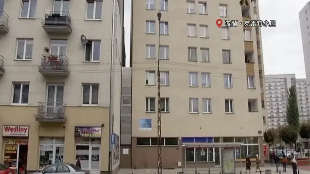 一座战火已熄灭的城市，怎样在建筑里留住战争的记忆？