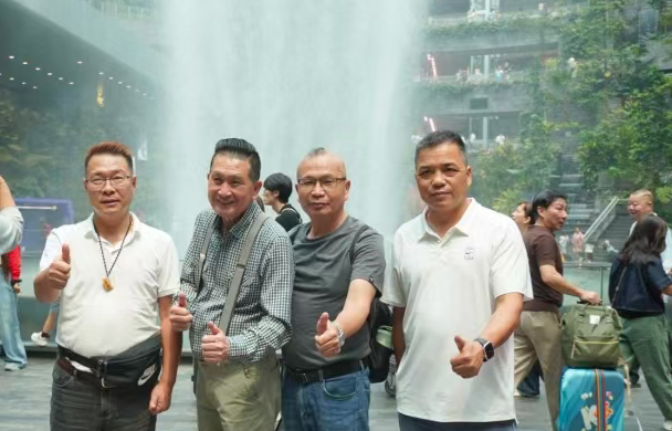 冯氏跨洋宗谊再续新篇，百年侨史抢救成共同牵挂