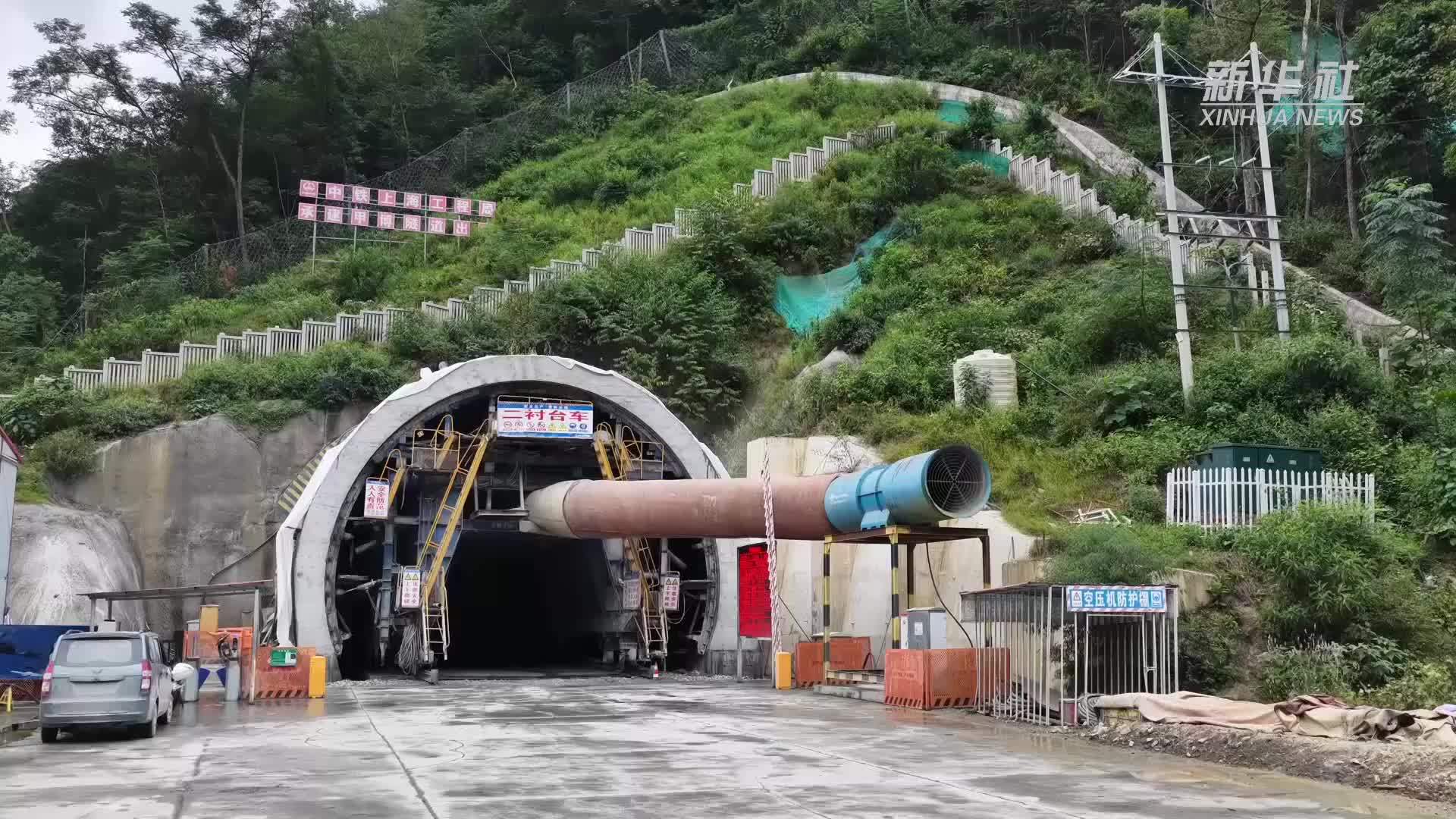 国庆假期 广西铁路施工不打烊