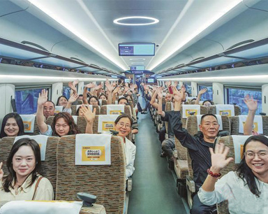 鄂西高铁环线正式“画圆”  鄂西乡村振兴注入新动能