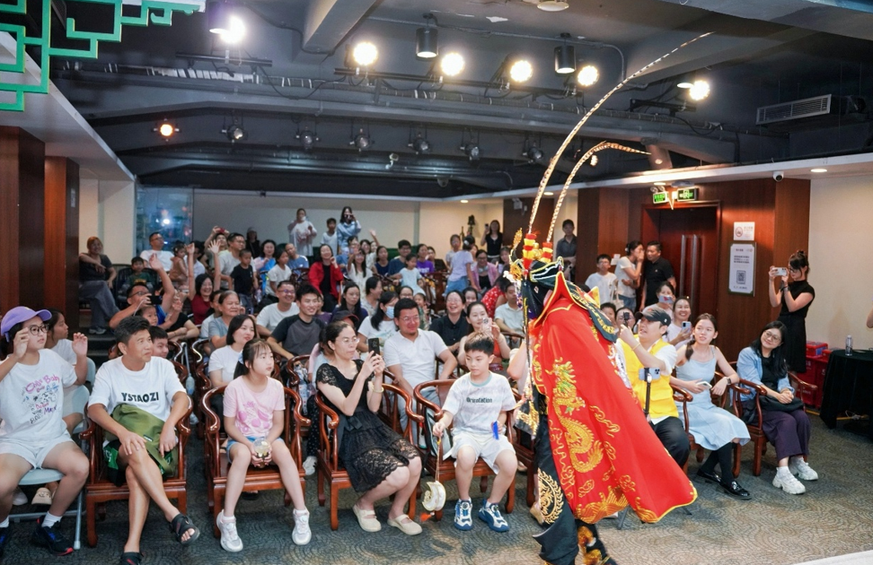 非遗新青年解锁中秋新玩法:“圆”来是你主题活动收官,古韵与青春双向奔赴