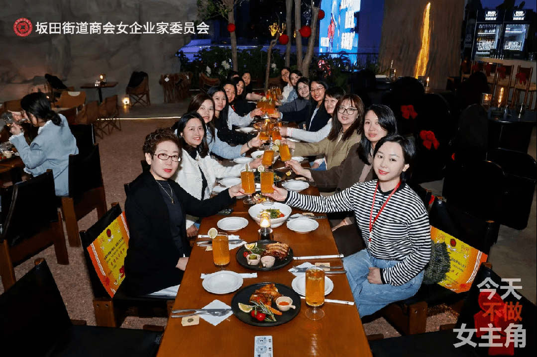 开业两周年,再看深圳坂田万科广场的「在地日常」