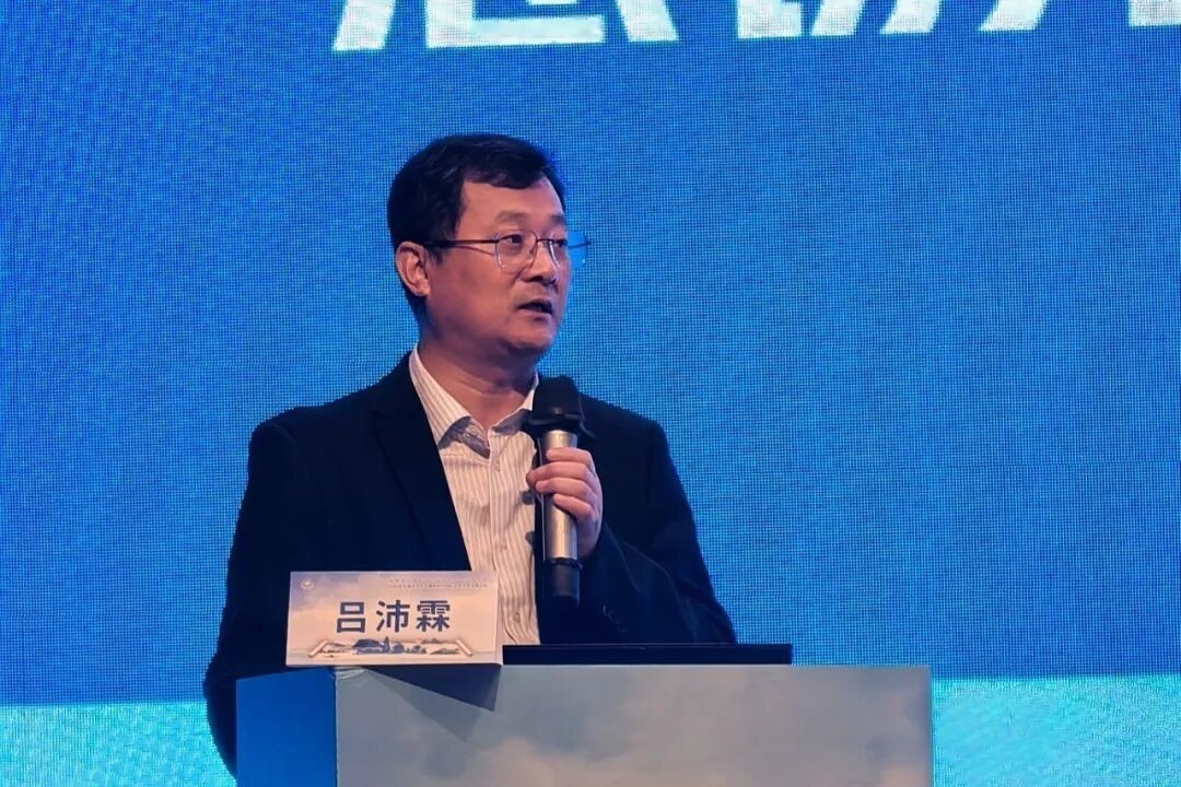 吕沛霖1.jpg