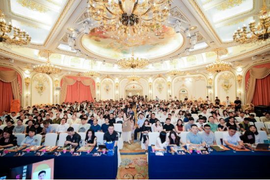 云图片